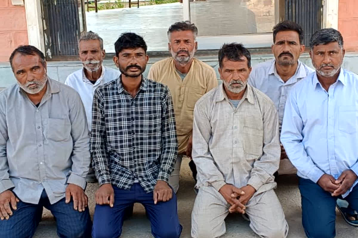 Rajasthan News: प्रेम प्रसंग का खौफनाक अंजाम! लड़के के पिता नहीं आए समझाइश बैठक में, तो लड़की वालों के घर में घुसकर कर दिया ये कांड, देख दहल उठा पूरा इलाका