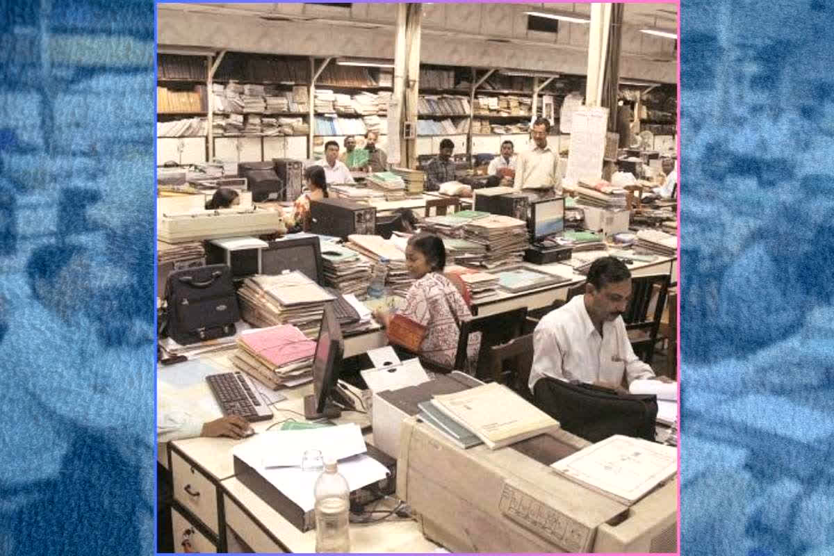 GOVT Employees Retirement Age Increase: सरकारी कर्मचारियों के रिटायरमेंट की उम्र 64 साल! इस दिन से हो जाएगा लागू, हो चुकी है पूरी तैयारी