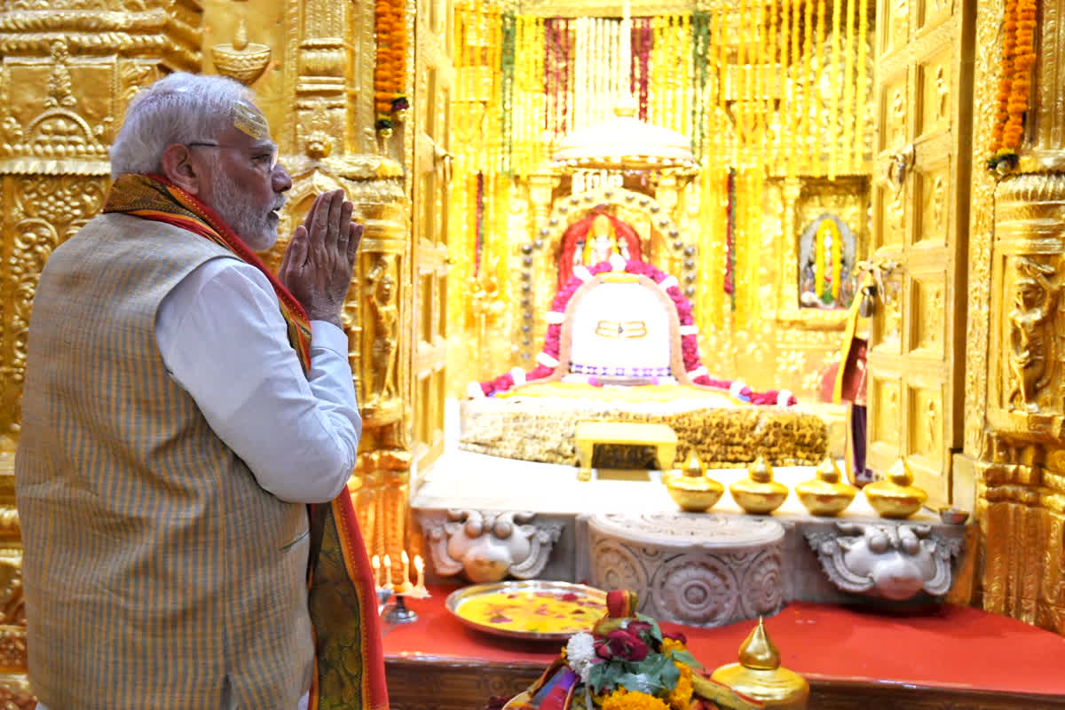 Somnath Temple 1000 Years: ‘आक्रमणकारी इतिहास की धूल बन गए, सोमनाथ आज भी अडिग है”, आक्रमण के 1000 साल पर पीएम मोदी ने लिखा खास लेख, बताया विनाश से गौरव तक का सफर