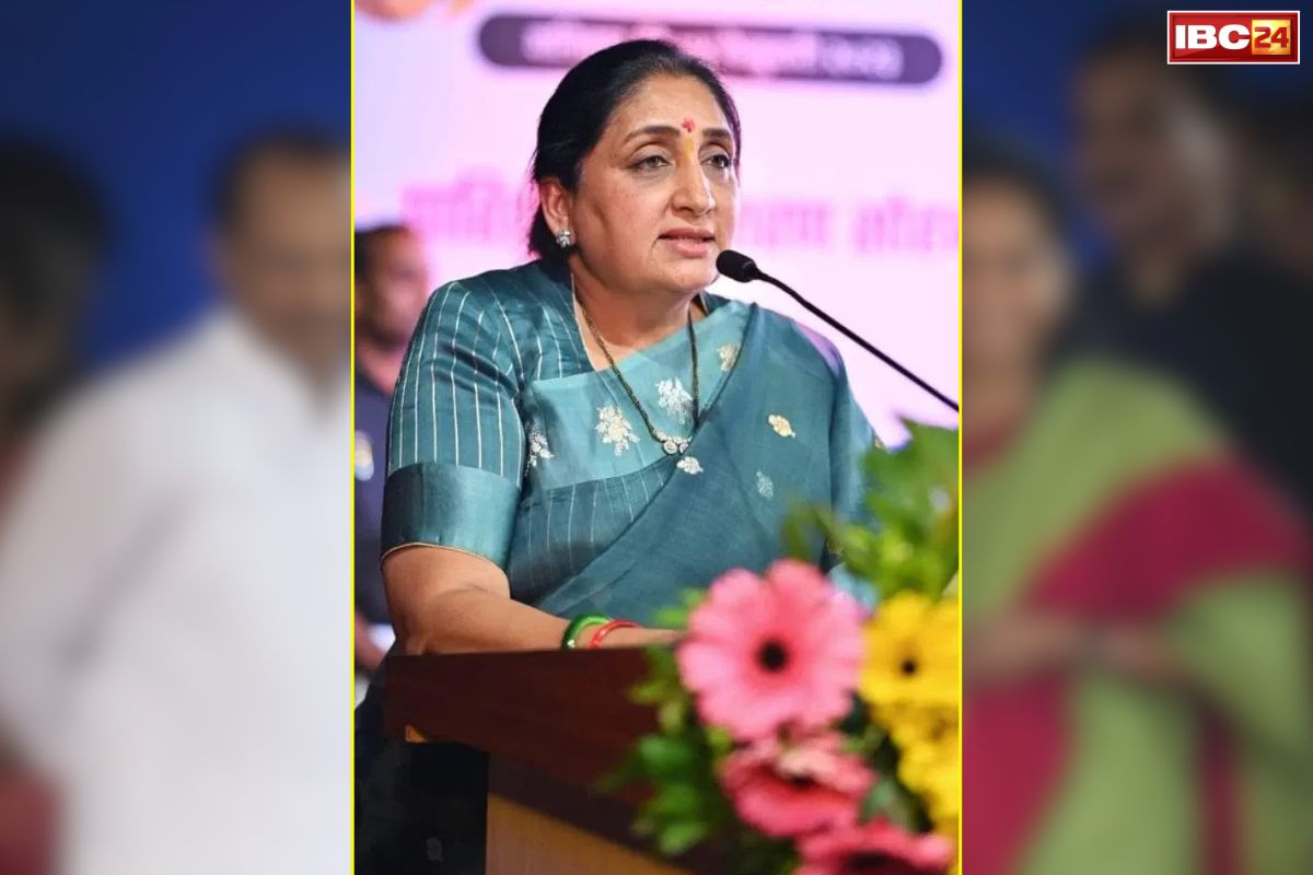 Sunetra Pawar Deputy CM Maharashtra: पत्नी सुनेत्रा संभालेगी अजित पवार की विरासत.. आज लेंगी डिप्टी-CM पद की शपथ, चुना जाएगा विधायक दल का नेता