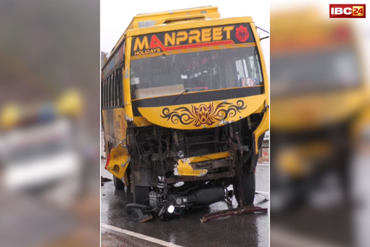 Udhampur Road Accident Today: सीआरपीएफ जवान समेत 4 की दर्दनाक मौत.. बस-पिकअप के बीच टक्कर से मची अफरातफरी, जानें कैसे हुआ हादसा