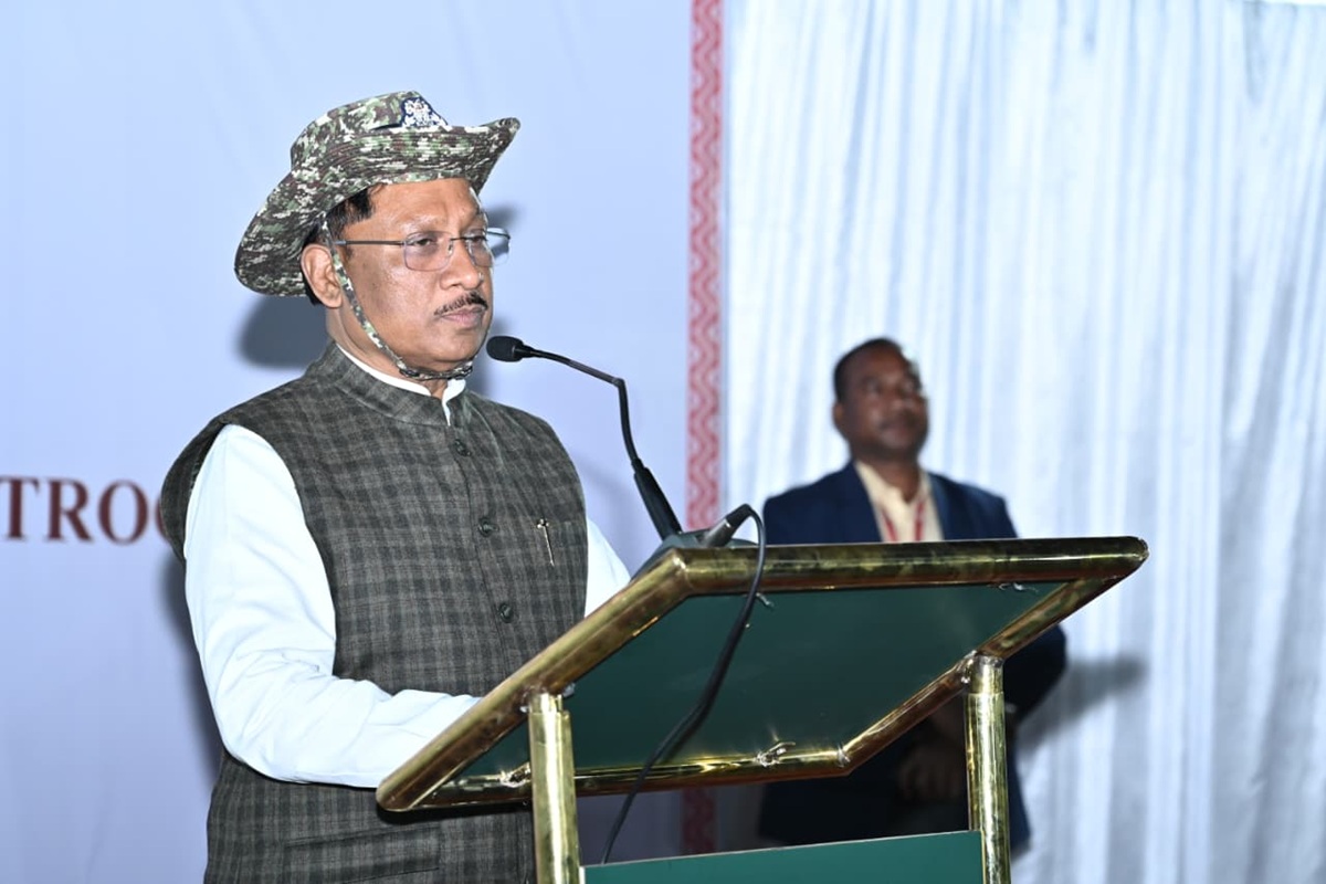 Four Maoists surrender: नक्सल मुक्त बस्तर की दिशा में एक और निर्णायक कदम, चार इनामी माओवादियों ने किया आत्मसमर्पण