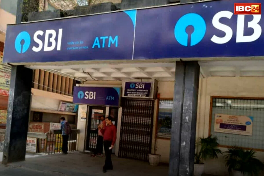 Bank Close Today: आज बैंक जाएंगे तो लौटना पड़ सकता है खाली हाथ! देशभर में बैंक कर्मचारी हड़ताल पर, SBI समेत कई सरकारी संस्थाएं शामिल