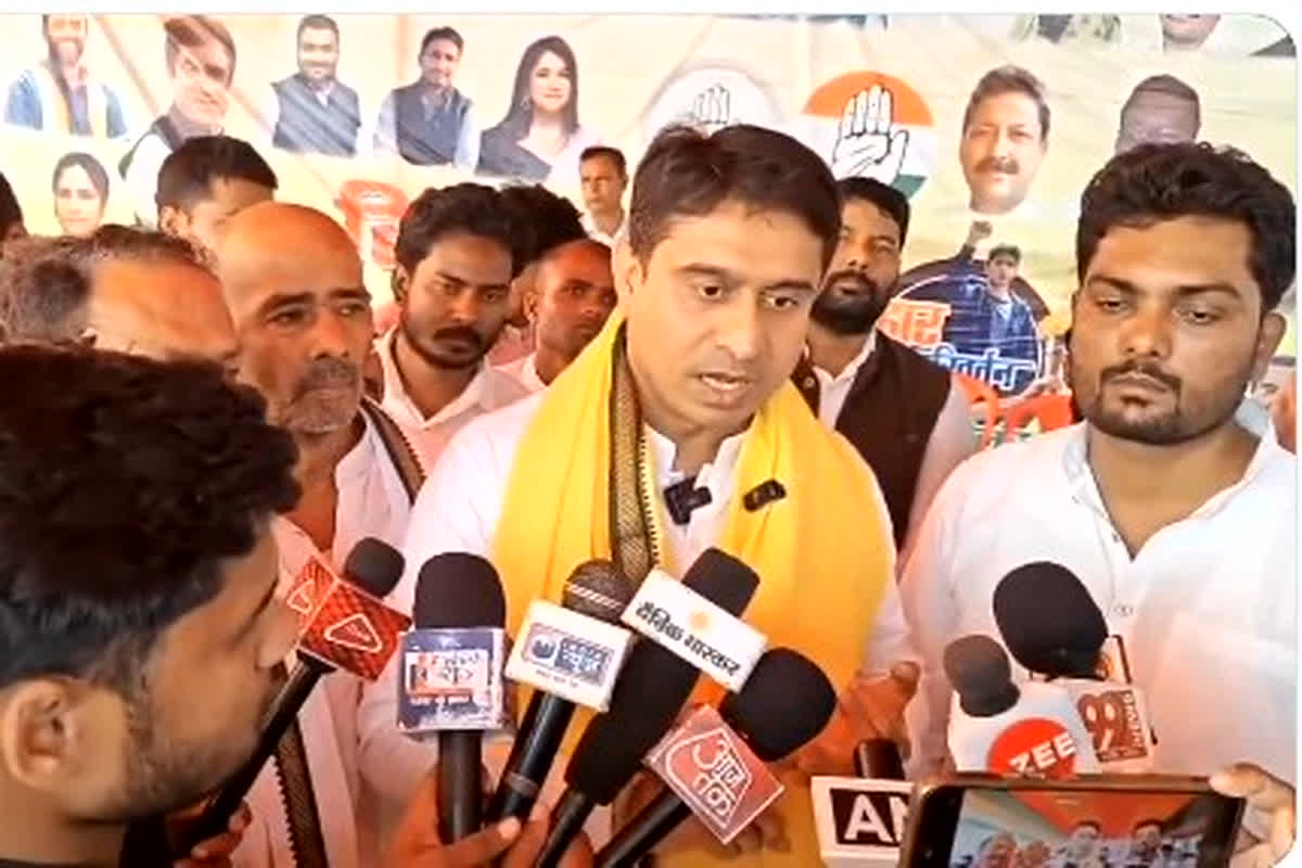 Indore News: यूथ कांग्रेस के राष्ट्रीय अध्यक्ष का विवादित बयान, जिन्ना को ‘जिन्नाजी’ कहकर किया संबोधित, मंत्री कैलाश विजयवर्गीय से की इस्तीफे की मांग