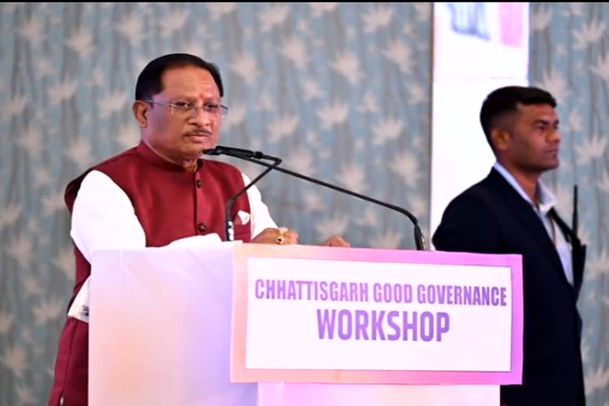 Raipur News: मुख्यमंत्री साय ने सचिव और कलेक्टरों को दी सख्त हिदायत! गंभीरता से दें जनप्रतिनिधियों के पत्रों का जवाब, ऐसे लोगों के खिलाफ कार्रवाई की कही बात