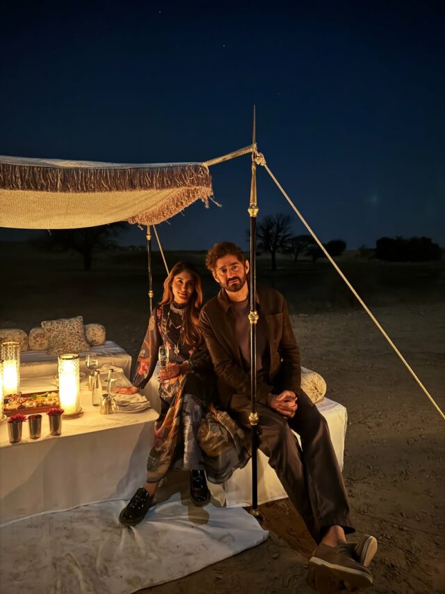 Kritika Kamra: कौन है यह रोमांटिक जोड़ी? जिसने जैसलमेर की वादियों में दिखाया अपना प्यार, देखें तस्वीरें