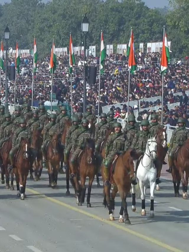 Kartavya Path Parade : हिम योद्धाओं से लेकर नेवी बैंड तक, देखिए 77वें गणतंत्र दिवस की झलकियां