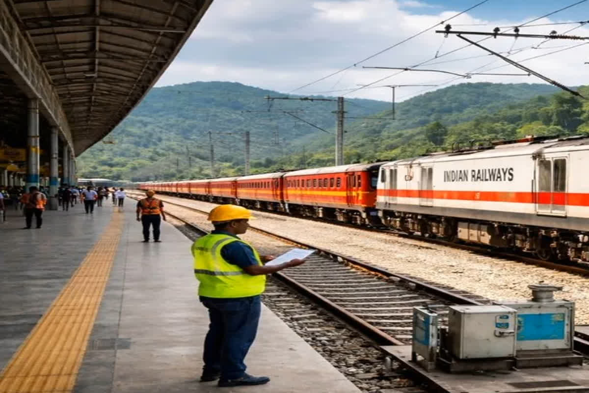 Indian Railways New Timetable: अब सफर होगा और भी आसान, सरकार ने इन राज्यों में 122 नई ट्रेन चलाने का किया ऐलान, एक क्लिक पर जानिए टाइम टेबल