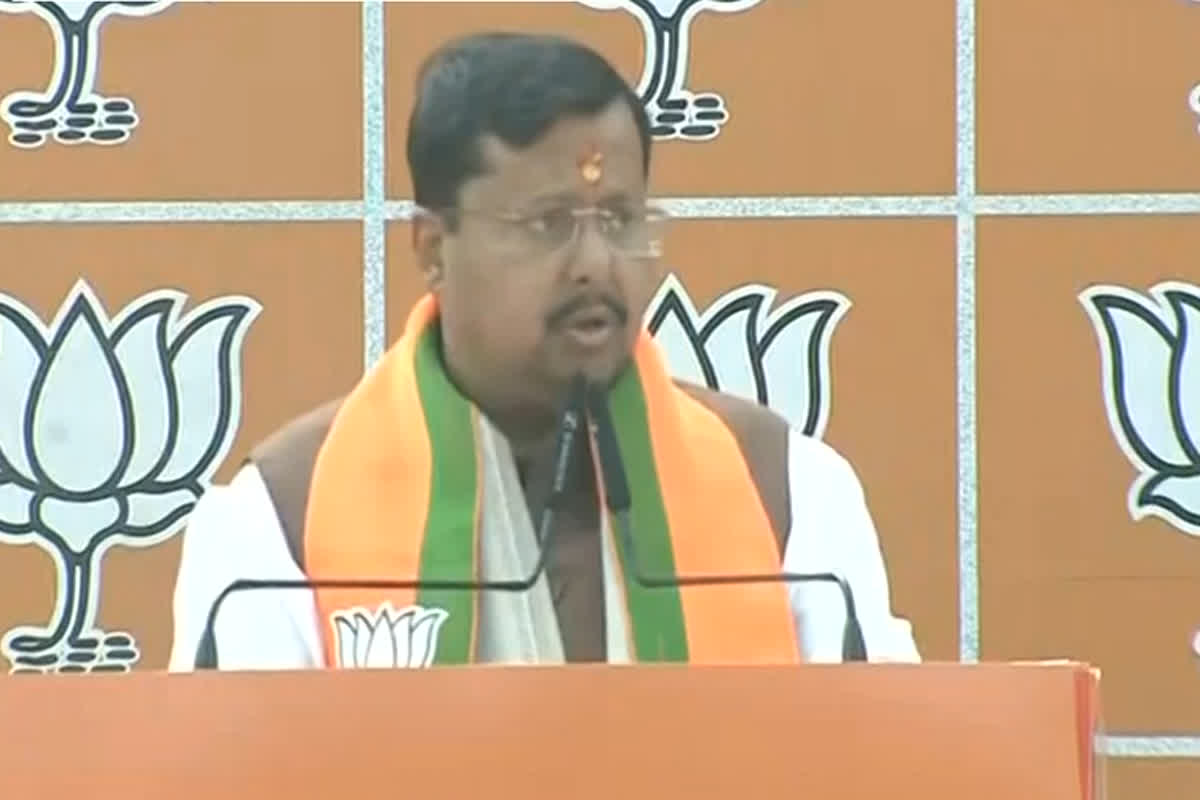 Nitin Nabin Speech Live: BJP में शुरू हुआ ‘नबीन’ अध्याय, भाजपा के नए राष्ट्रीय अध्यक्ष कर रहे संबोधित, यहां सुने लाइव