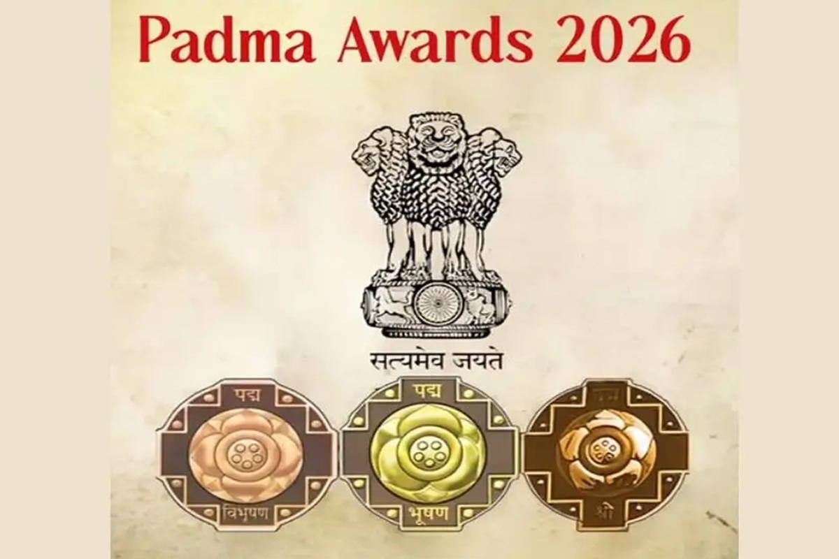 Padma Awards 2026 list: अभिनेता धर्मेंद्र समेत 5 हस्तियों को मिला पद्म विभूषण सम्मान, उत्तराखण्ड-झारखण्ड के पूर्व सीएम समेत 13 लोगों को​ पद्म भूषण अवार्ड, देखें सूची