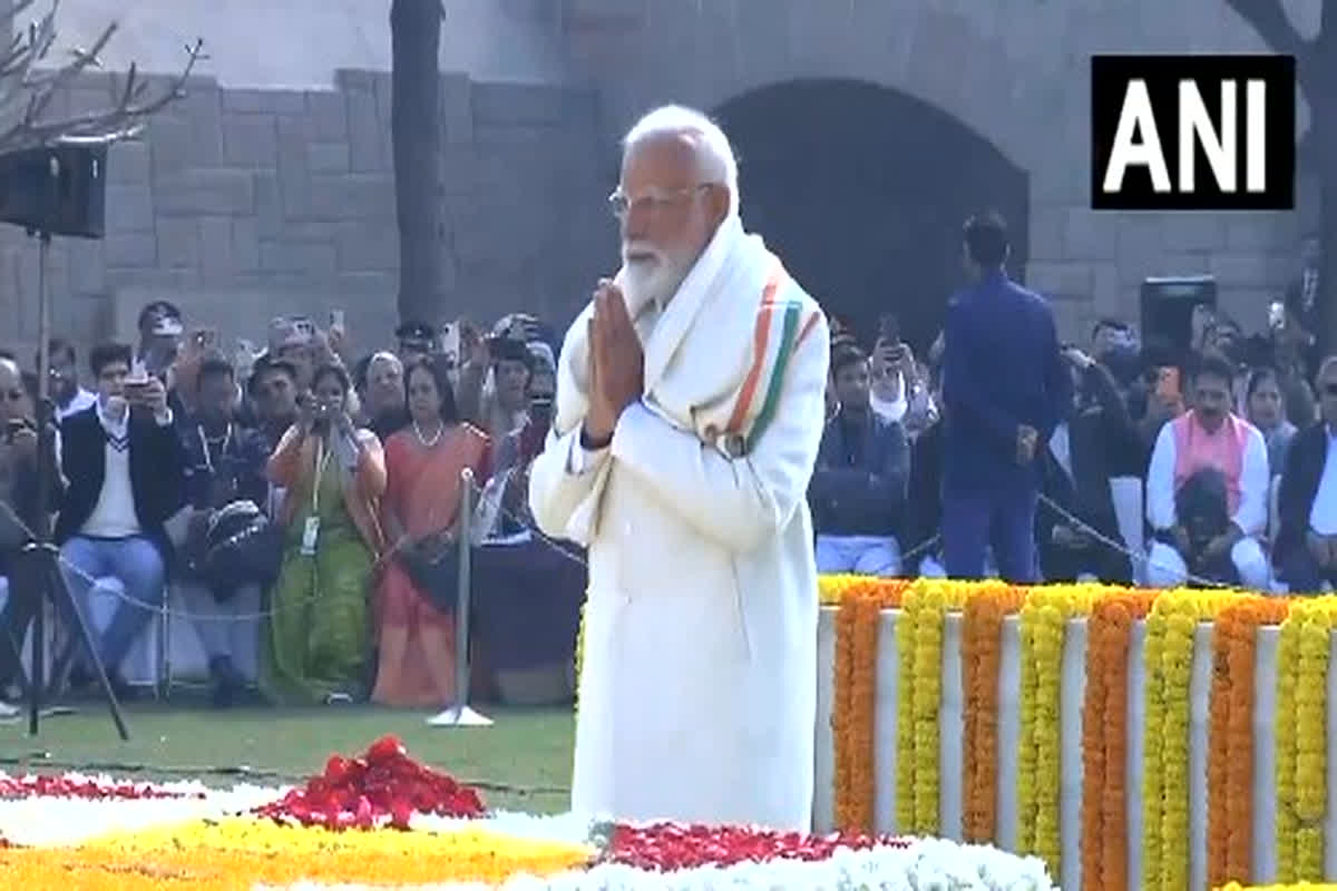 Mahatma Gandhi 78th Death Anniversary: महात्मा गांधी 78वीं पुण्यतिथि आज, पीएम मोदी समेत दिग्ज नेताओं ने अर्पित की श्रद्धांजलि