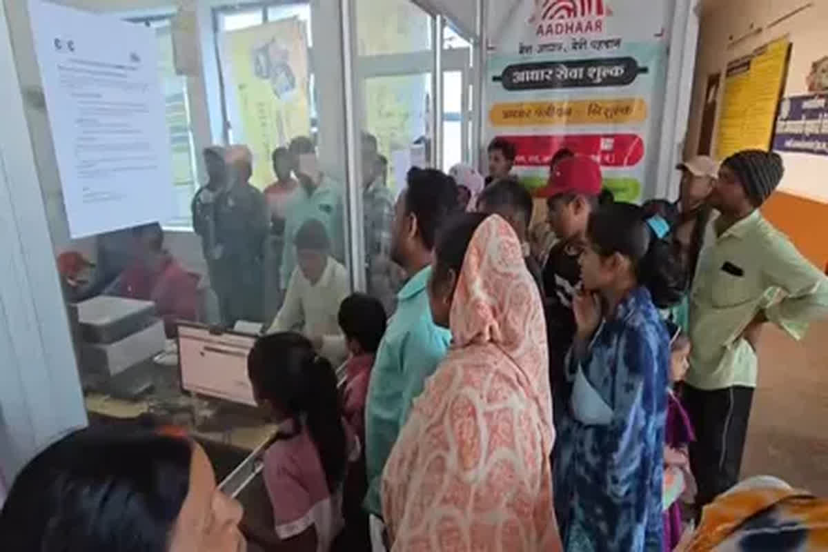 Ration Card EKyc Kaise Kare Online: अपने मोबाइल से घर बैठे करें राशन कार्ड की ई केवाईसी, ना सर्वर डाउन का टेंशन, ना लाइन लगाने की झंझट
