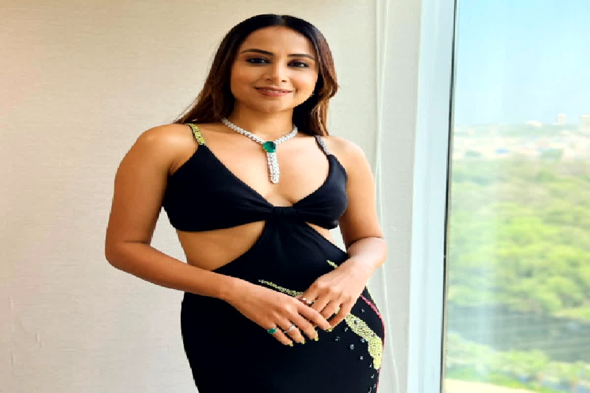 ridhima pathak: देश के लिए छोड़ दी बांग्लादेश प्रीमियर लीग, सोशल मीडिया पर बनी चर्चा का विषय, जानें कौन है रिद्धिमा पाठक