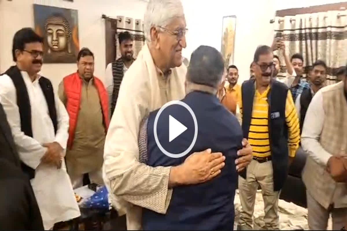 Bilaspur News: टीएस सिंहदेव से मिले मंत्री राजेश अग्रवाल, नेताओं की शिष्टाचार भेंट, राजनीतिक गलियारों में हलचल