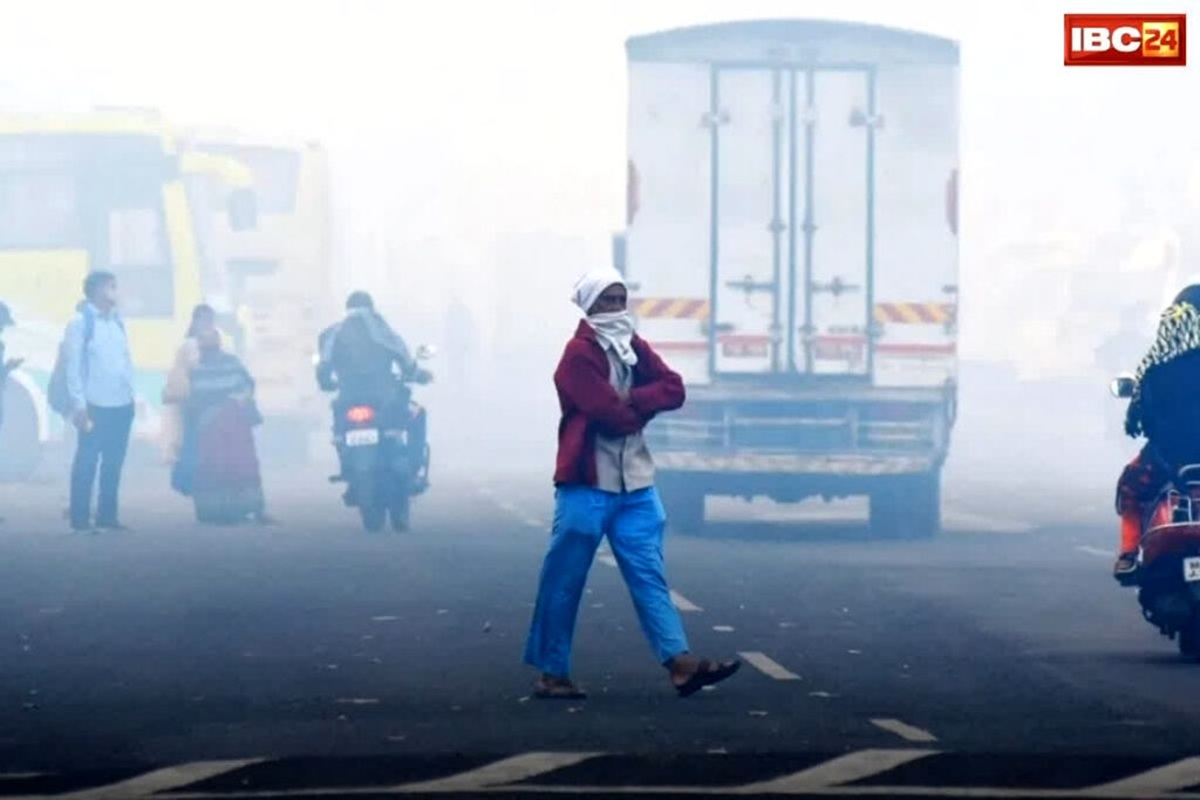 cg weather update today: राजधानी समेत 10 से ज्यादा जिलों में पड़ेगी कड़ाके की ठंड, तापमान में गिरावट के साथ शीतलहर का अलर्ट जारी