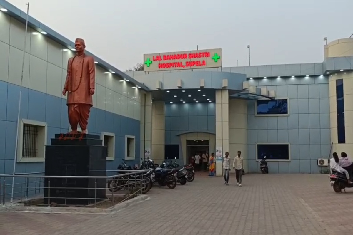 Bhilai News: छत्तीसगढ़ के इस अस्पताल में चल रहा फर्जी मेडिकल सर्टिफिकेट बनाने का धंधा, खुद अस्पताल के अधीक्षक करते हैं जारी, ऐसे हुआ पूरे मामले का खुलासा