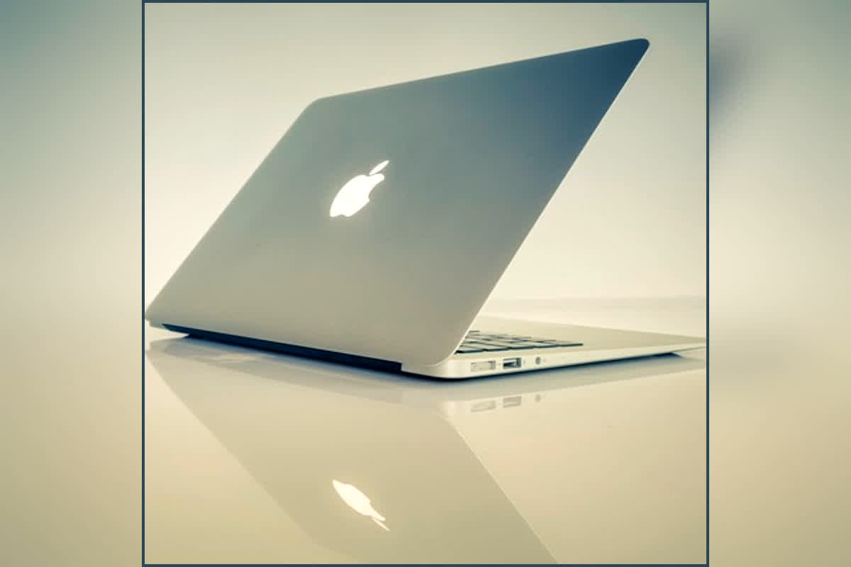 Apple Macbook: Apple का बड़ा सरप्राइज! जल्द आ रहा सबसे सस्ता MacBook, कीमत महज इतनी, कि यकीन नहीं होगा!