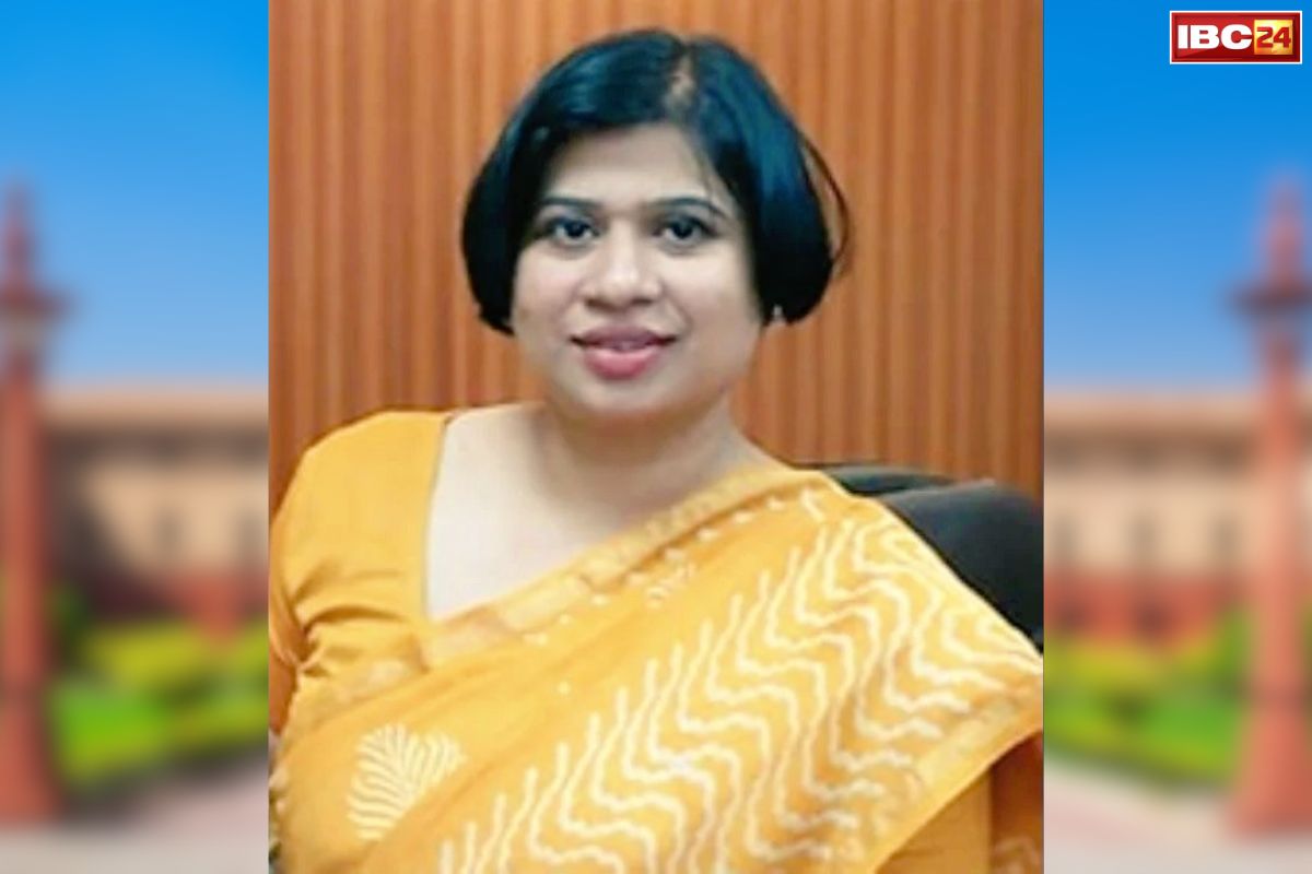IAS Rashmi Kamal New Posting: इस महिला IAS को मिली बड़ी जिम्मेदारी.. नियुक्त की गई जनगणना संचालन निदेशक, जानें इन तेजतर्रार अफसर के बारें में
