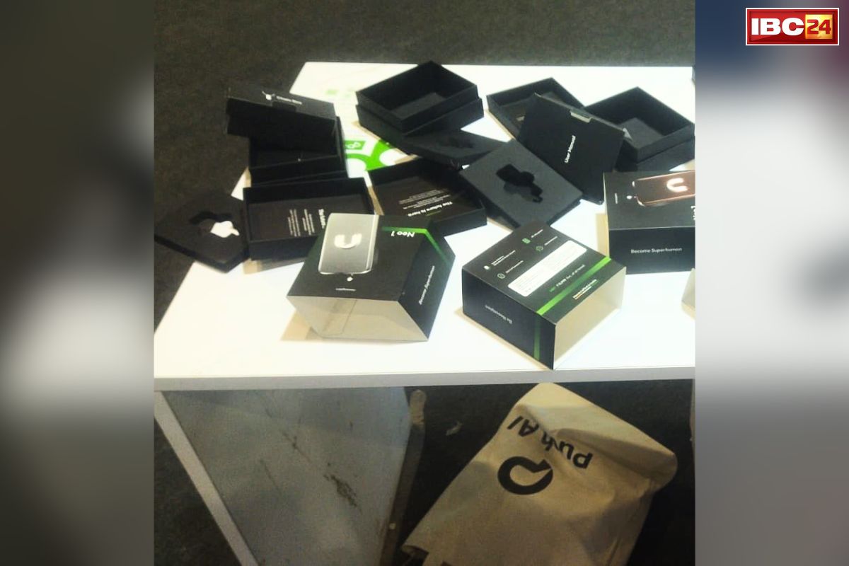 India AI Impact Summit 2026: एआई समिट में बदइंतज़ामी की शिकायत.. हाई-सिक्योरिटी के बीच गायब हुए महंगे डिवाइस, ‘एक्स’ पर CEO बताई व्यथा