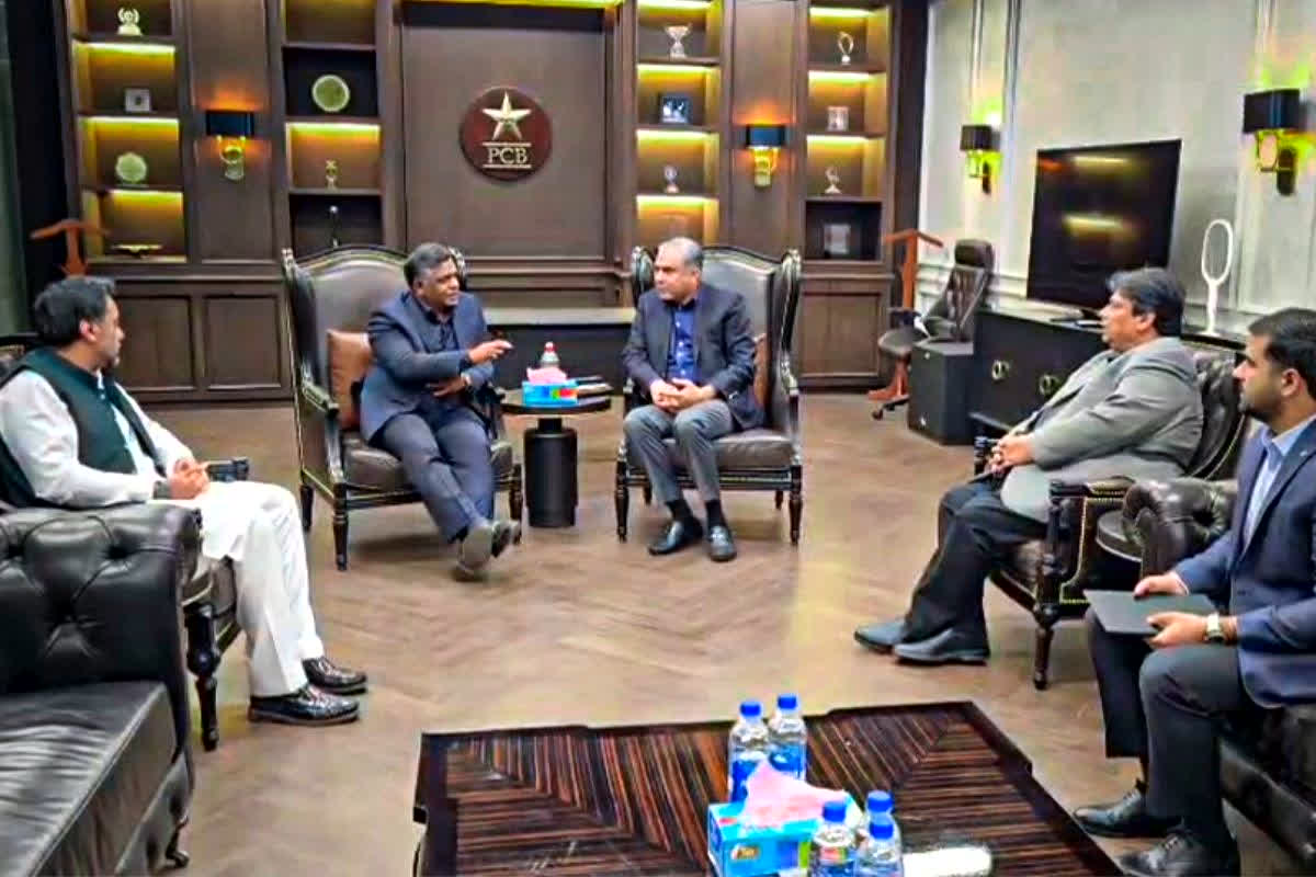 India Pakistan T20 World Cup Match: टी20 वर्ल्ड कप भारत-पाक मैच पर बड़ा ट्विस्ट! लाहौर में हुई सीक्रेट मीटिंग.. क्या अब होगा महामुकाबला?