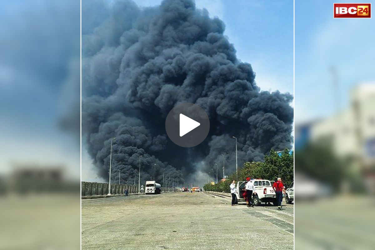 Iran Blast Today Viral Video: राजधानी समेत देश के अलग-अलग सात शहरों में भीषण बम धमाके.. विस्फोट से ढह गई इमारत, जद में आकर 5 लोगों की दर्दनाक मौत