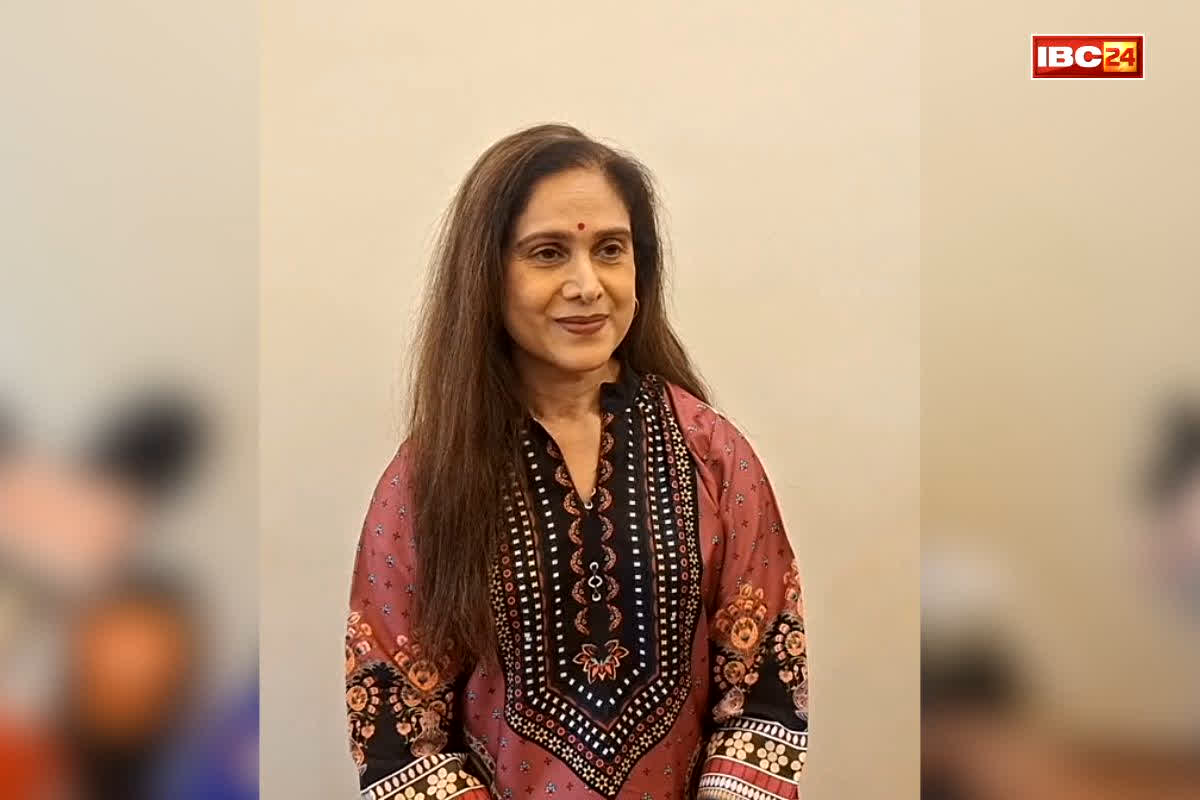 Navgrah Mela Khargone: नवग्रह मेले के समापन समरोह में पहुंची अभिनेत्री मीनाक्षी शेषाद्रि, लोगों को दिया सक्सेस का मंत्र