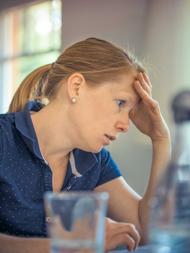 Frequent Headaches: सिर दर्द को हल्के में मत लें, यह 6 खतरनाक बीमारियों का संकेत हो सकता है!