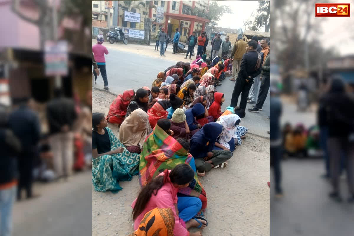 Surajpur News: सुबह 6 बजे से धरने पर बैठी कस्तूरबा आश्रम की छात्राएं, अधीक्षक पर लगाए गंभीर आरोप, जानकर चकरा जाएगा आपका माथा
