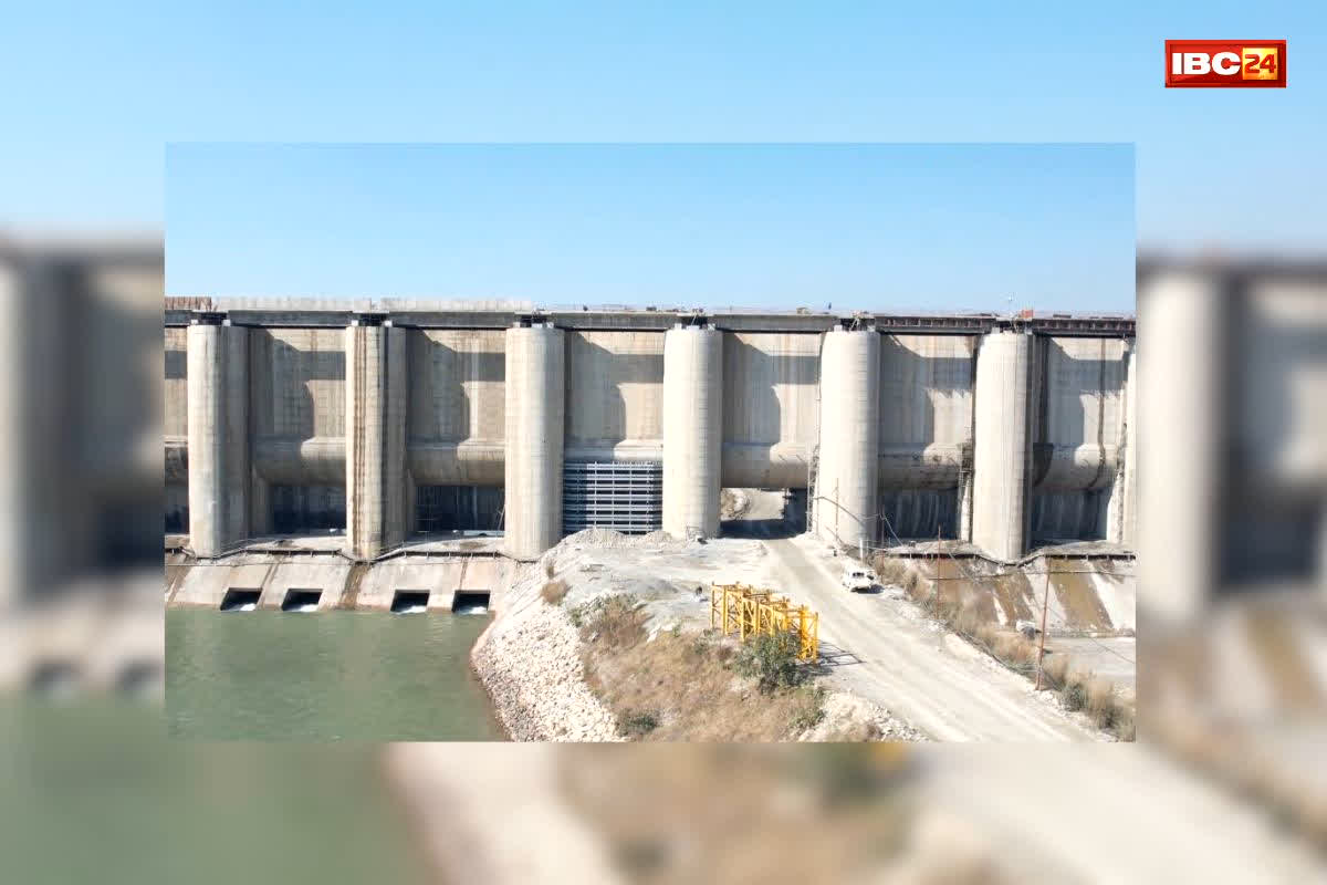 Vande Bharat: बूंद-बूंद पानी को तरसेगा पाकिस्तान, रावी नदी के अतिरिक्त जल पर ब्रेक, शाहपुर कंडी डैम बनकर तैयार