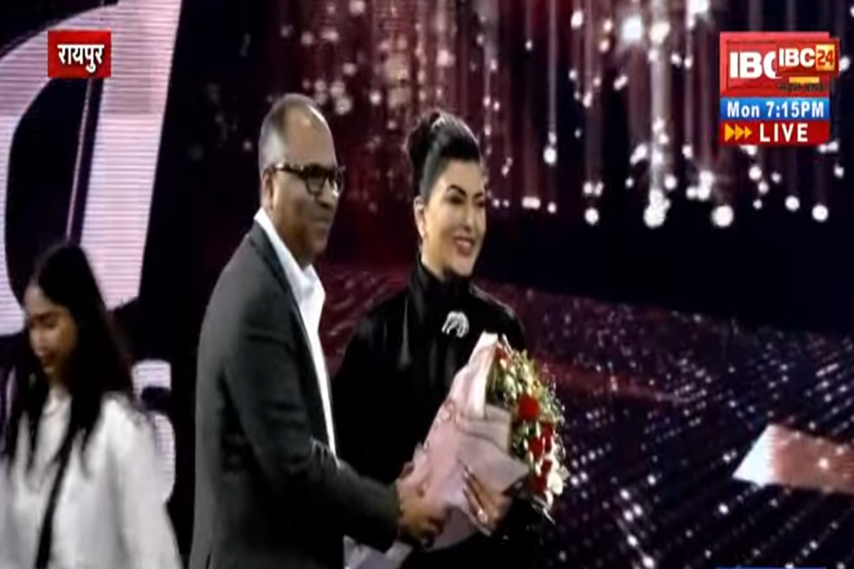 IBC24 Shakti Samman 2026: छत्तीसगढ़ की मातृशक्तियों का सम्मान, IBC24 शक्ति सम्मान 2026 के मंच पर पहुंची एक्ट्रेस सुष्मिता सेन, देखिए लाइव