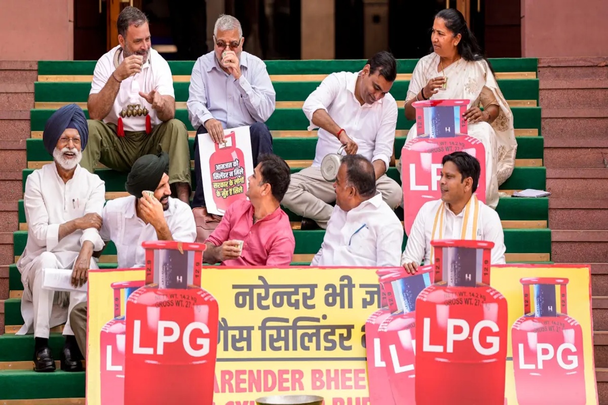 Vande Bharat: संसद तक पहुंची रसोई की आग, ऊर्जा संकट पर आर-पार! क्या सरकार इस पर दे पाएगी कोई ठोस जवाब?