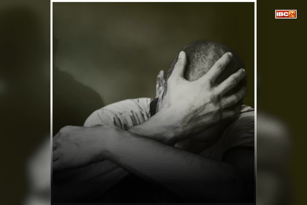 CG Crime News: बेटे के जन्मदिन के बहाने युवक को बुलाया घर, फिर बंद कमरे में महिला ने किया ये कांड, मामला जानकर उड़े पुलिस के होश