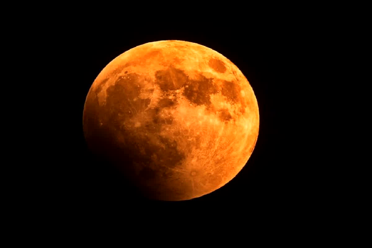 Chandra Grahan 2026 Sutak kaal: अद्भुत खगोलीय नजारा! क्या है साल के पहले चंद्र ग्रहण के सूतक काल का समय? जानिए कैसे प्रभावित होगा आपका दिन