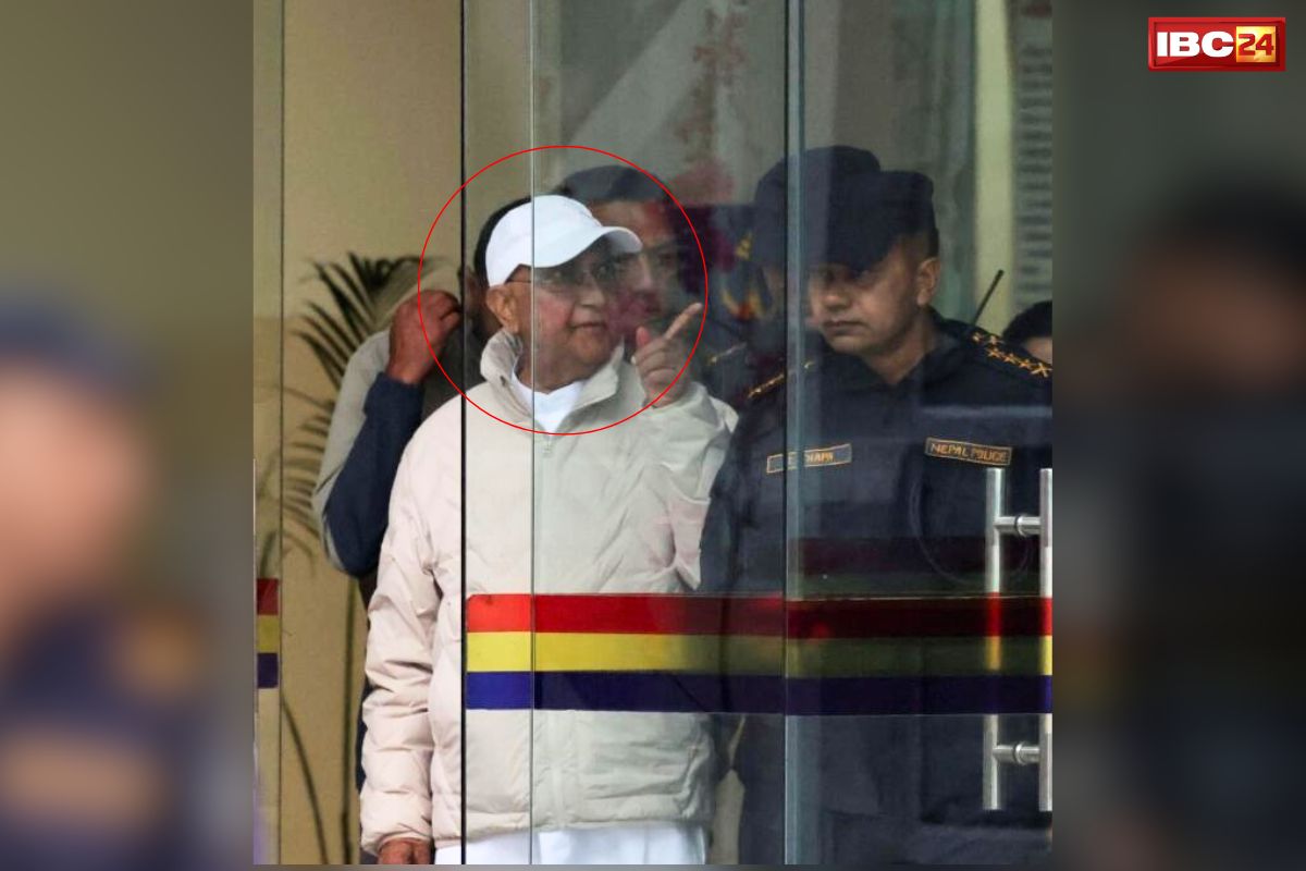 KP Oli Arrest News: सत्ता संभालते ही एक्शन में इस देश के युवा PM.. पूर्व प्रधानमंत्री और गृहमंत्री गिरफ्तार, जानें क्या थे दोनों पर आरोप..