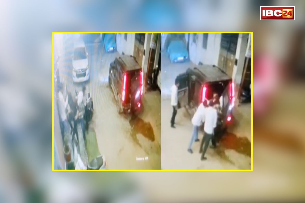 Gwalior Kidnaping Live Video: होटल के बाहर खड़े युवक को स्कॉर्पियो सवार युवकों ने किया किडनैप, फिर चलती कार में ही कर दिया कांड, इस हालत में छोड़कर फरार हुए आरोपी