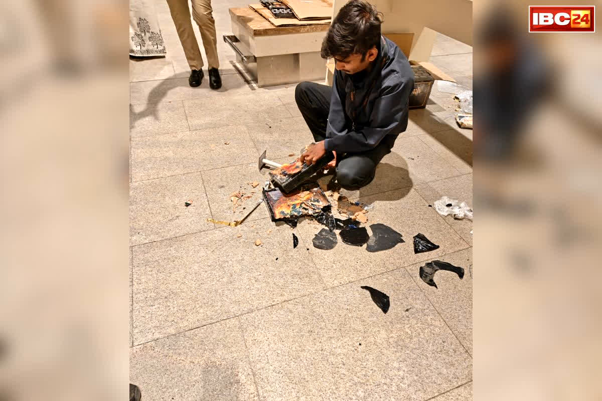 Hydroponic Ganja Seized: यहां से जब्त हुआ विशेष किस्म का ‘हाइड्रोफोनिक गांजा’.. कीमत जानकर उड़ जायेंगे होश, जानें क्यों है ख़ास..