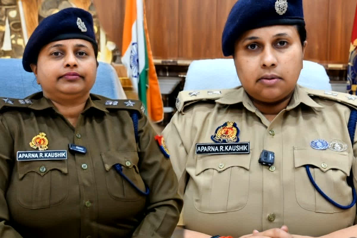 IPS Aparna Kaushik Body Shaming : अपराधियों के लिए काल, पर इंटरनेट पर बॉडी शेमिंग की शिकार! जानें IPS अपर्णा कौशिक के वर्दी के पीछे छिपे संघर्ष की पूरी कहानी