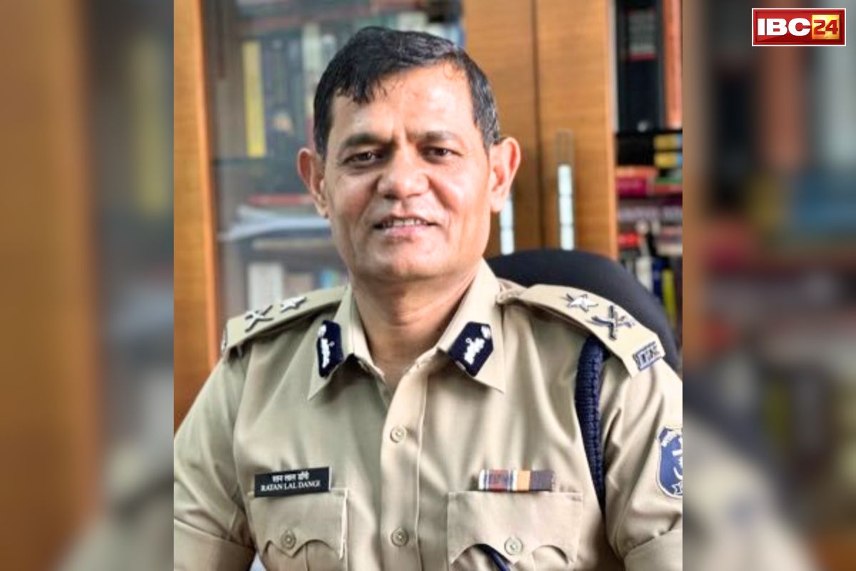 IPS Ratan Lal Dangi Suspended: आईजी रतन लाल डांगी के खिलाफ सरकार का बड़ा एक्शन.. जारी किया गया निलंबन आदेश, जानें कार्रवाई की वजह