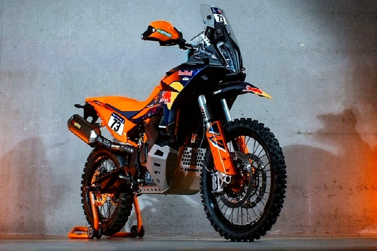 KTM 890 Adventure R Rally 2026: भारत में लॉन्च हुई KTM की एडवेंचर बाइक 890 Adventure R Rally 2026, कीमत और फीचर्स जानें यहां