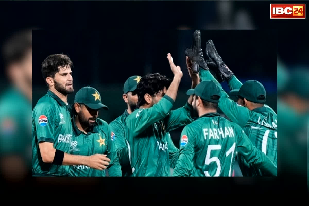 Pakistan Cricket Controversy: T20 वर्ल्ड कप में पाक खिलाड़ी का शर्मनाक कांड! होटल के कमरे में महिला स्टाफ के साथ करने लगा घिनौनी हरकत, चीख-पुकार से मचा हड़कंप, फिर जो हुआ…