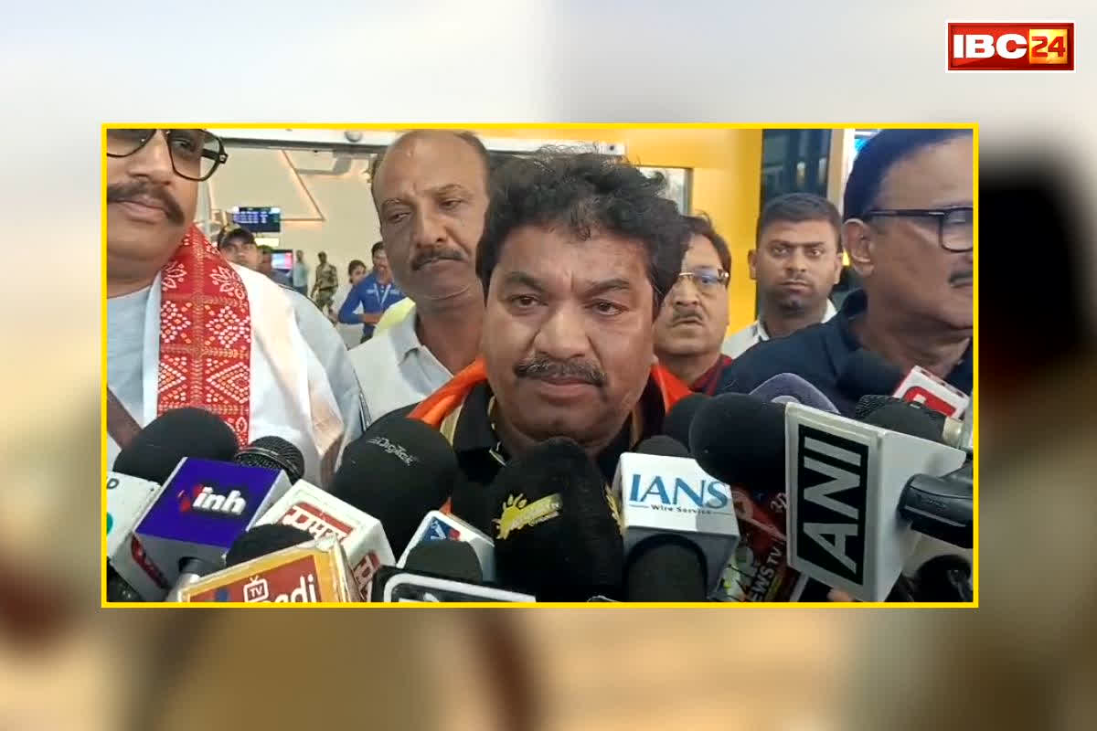 Former MLA Sanjay Shukla News: घर लौटे दुबई में फंसे पूर्व विधायक और उद्योगपति, समर्थकों ने किया जोरदार स्वागत, बताया – दुबई में कैसी है भारतीयों के लिए व्यवस्था