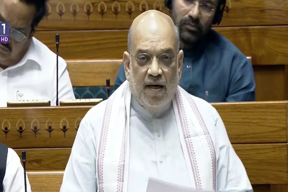 Amit Shah In Parliament: एक बार फिर हो गई कांग्रेस की किरकिरी! अविश्वास प्रस्ताव के नोटिस में ही कर बैठे ये बड़ी गलती, गृहमंत्री शाह ने किया बड़ा खुलासा
