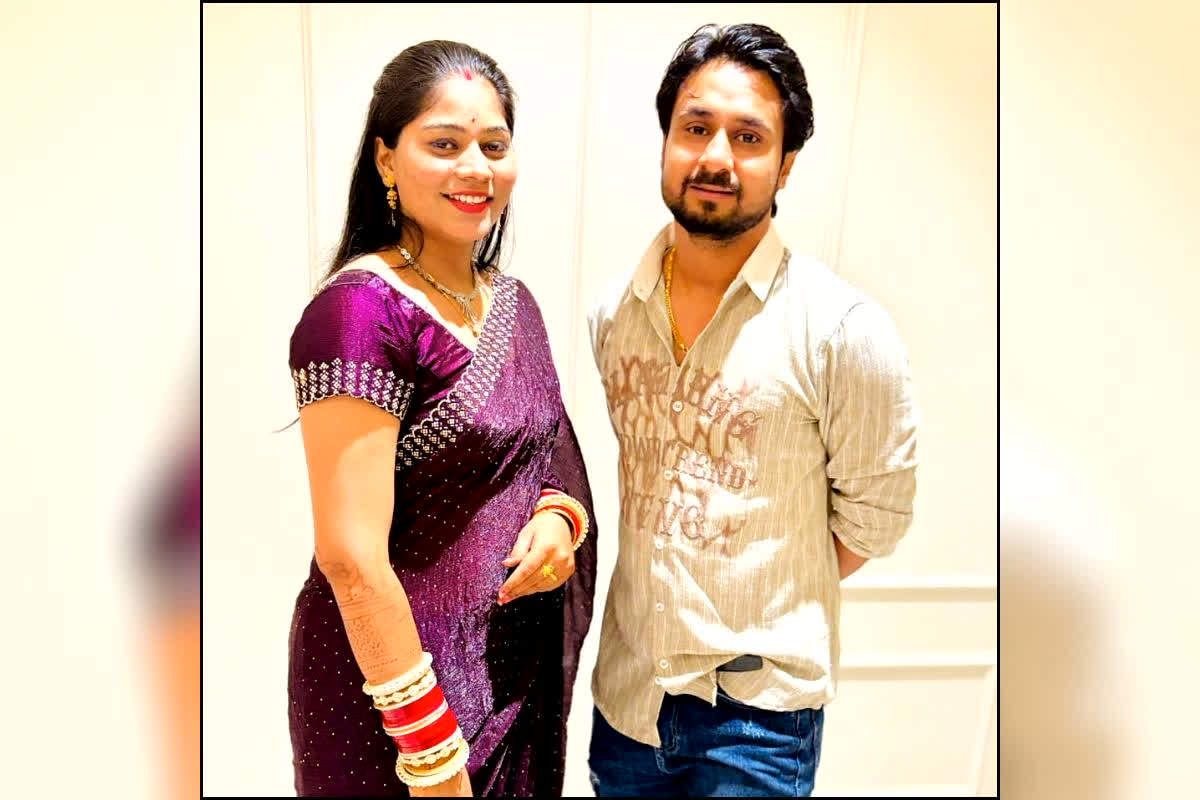 Sonam ki sari ka holika dahan : “वो जेल में है, उसे जला नहीं सकती…” होली से ठीक पहले होलिका की आग में राजा रघुवंशी की माँ जलाएगी कातिल सोनम की ये निशानी