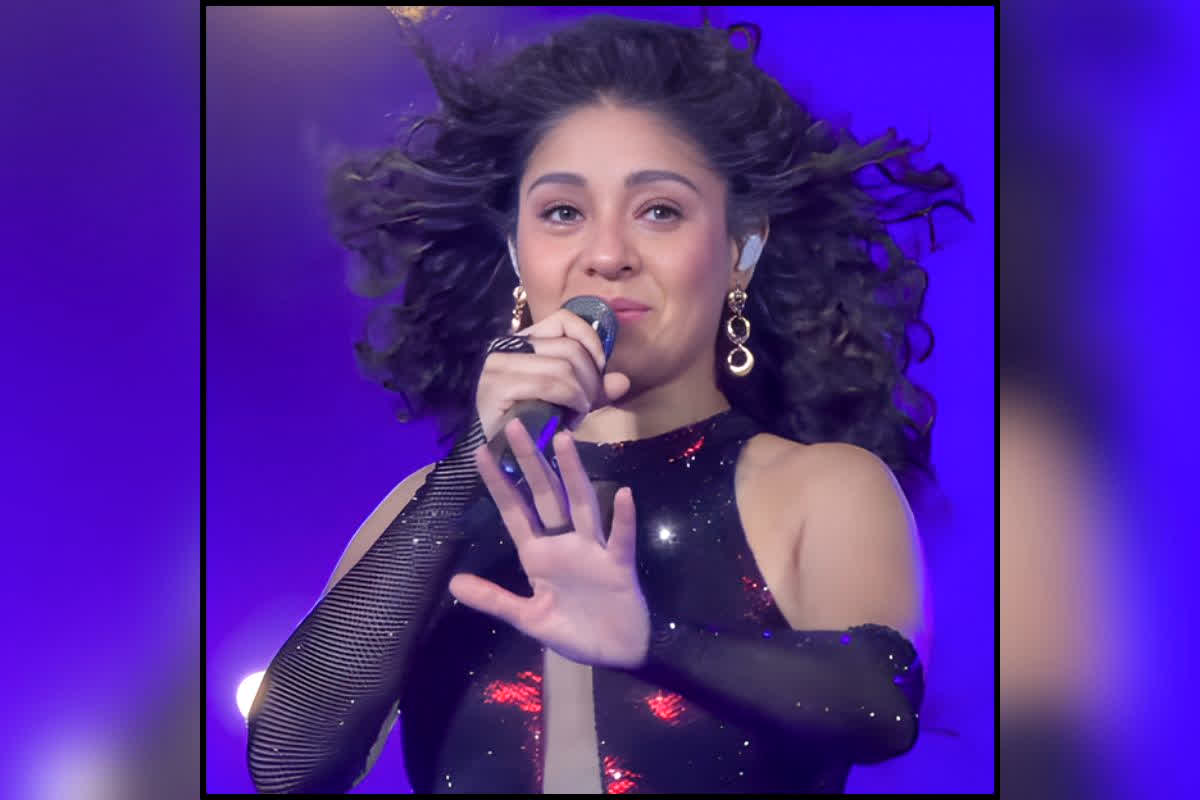 Sunidhi Chauhan Concert Lucknow : स्टेज पर फफक कर रो पड़ीं सुनिधि चौहान! इस वजह से फैंस से मांगी माफी, वायरल हुआ वीडियो
