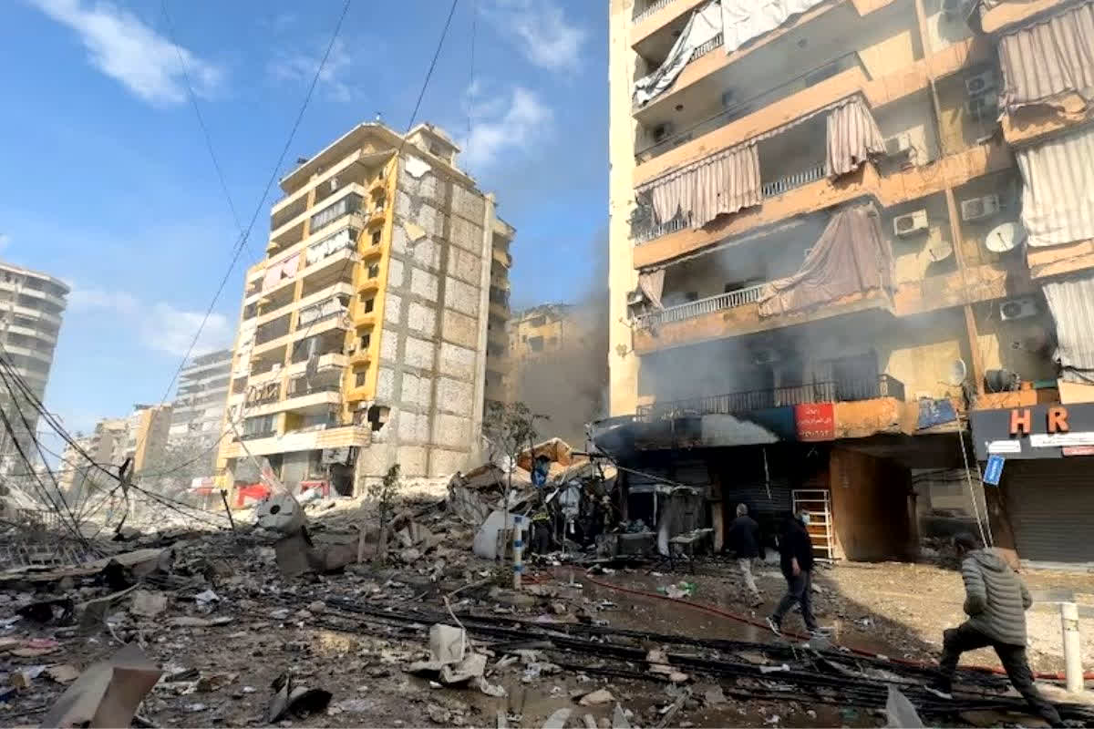 US-Israel Iran War : ‘विनाशकारी युद्ध की ओर बढ़ रही दुनिया’.. इजरायल-ईरान युद्ध पर आया मुस्लिम पर्सनल लॉ बोर्ड का बयान, UN से की ये बड़ी मांग