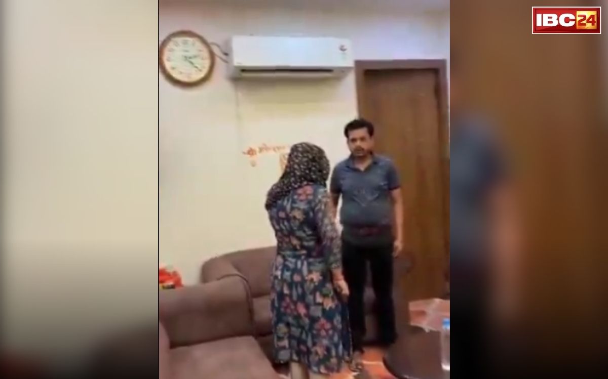 UP Husband Cught Wife With BF: पति को फंसाने की रची थी पूरी साजिश! शादी के बाद ठोक दिया ये बड़ा केस, फिर बॉयफ्रेंड संग ये खेल खेलने पहुंची होटल, फिर जो हुआ..सब कैमरे में कैद