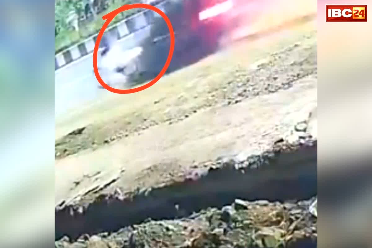 Mumbai Cycling Accident: रोंगटे खड़े कर देने वाला हादसा! साइकिल चला रहे कारोबारी को पीछे से आई कार ने उछाला हवा में, अगले ही पल जो हुआ…