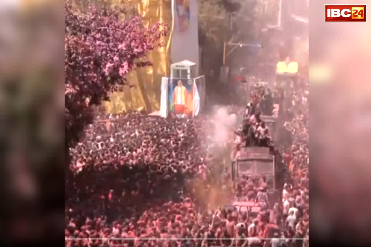 Madhya Pradesh Ki Rang Panchami: रंगपंचमी पर रंगों का जश्न! गेर पर्व मनाने सड़कों पर उमड़ा जनसैलाब, इस शहर ने रच दिया इतिहास