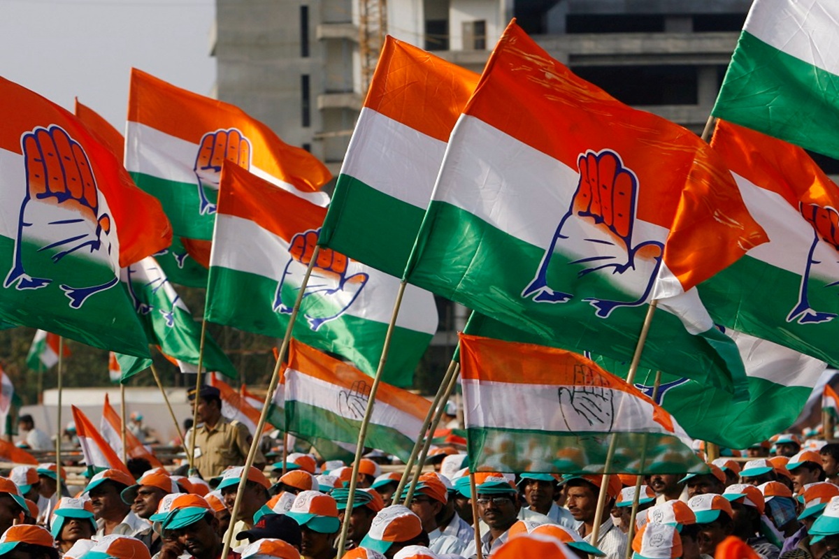 Raipur Congress News: रायपुर ग्रामीण कांग्रेस कमेटी की कार्यकारिणी घोषित, इन 12 नेताओं को मिली उपाध्यक्ष की जिम्मेदारी, इतने महामंत्री और मंत्री की भी नियुक्ति