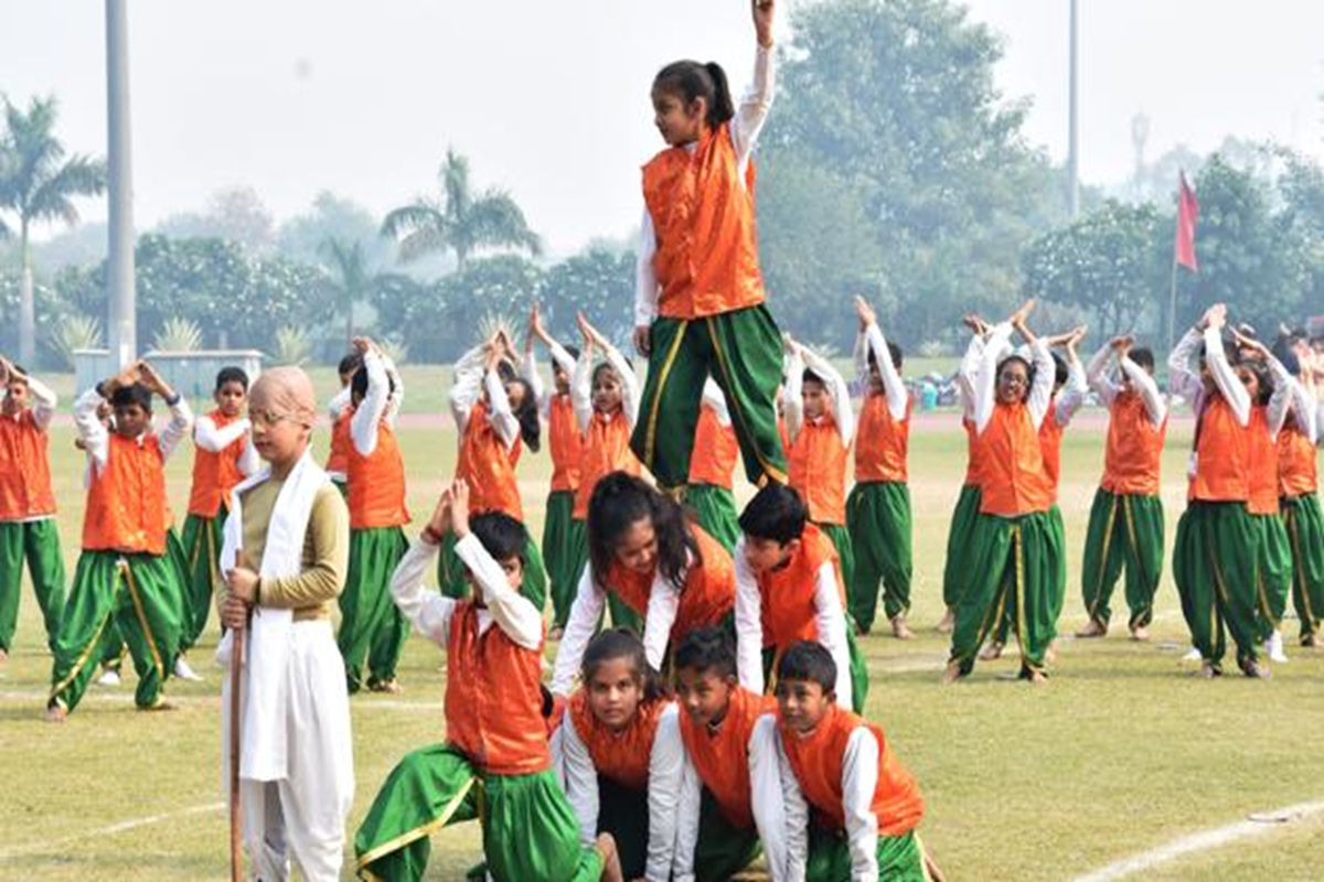 New Guidelines School Programs: स्कूली कार्यक्रमों को लेकर नई गाइडलाइन, नहीं बजेंगे अब ऐसे गाने, हुआ उल्लंघन तो इन पर होगी तगड़ी कार्रवाई